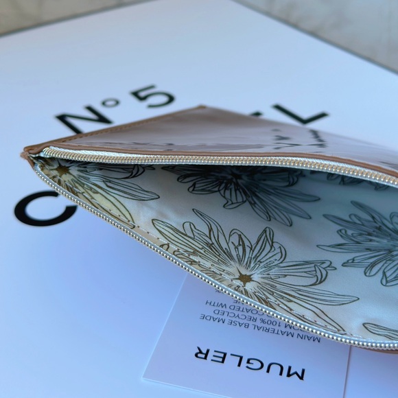 Mugler makeup pouch - Picture 3 of 3